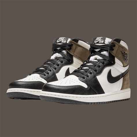 nike jordan schwarz braun|jordan 1 high og shoes.